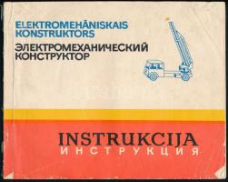 cca 1960-1980 Szovjet fém építőjáték összerakási útmutatója, fekete-fehér illusztrációkkal, orosz és lett nyelven. Sérült, hiányos borítóval.