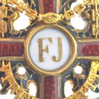 ~1916. Ferenc József-rend lovagkeresztjének jelzetlen Au, zománcozott miniatűrje (32x24mm) T:AU,XF h...