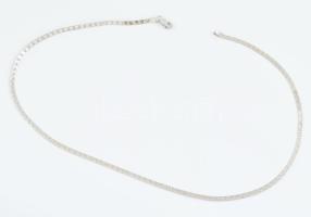Ezüst(Ag) lapos mintás kígyó nyaklánc, jelzett, h: 51 cm, nettó: 5,7 g