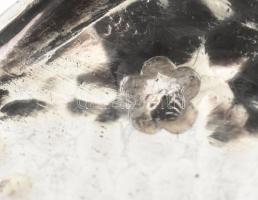 Ezüst(Ag) kagyló alakú ékszertartó tálka, jelzett, 8,9×9,8 cm, nettó: 43,2 g