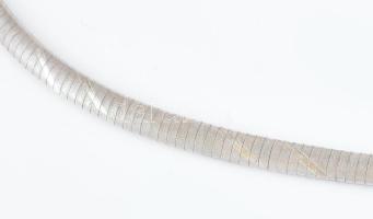 Ezüst(Ag) masszív kígyó nyaklánc, jelzett, h: 44 cm, nettó: 31,1 g