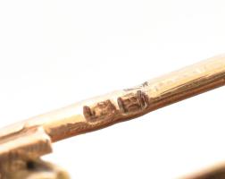 Arany (Au) 14K türkizköves bross, jelzett, 4,5×1,3 cm, bruttó: 4,9 g