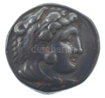 Makedónia / III. Alexandros (Nagy Sándor) Kr.e. 336-323. Tetradrachma Ag (16,93g) T:VF / Macedonia / Alexander III 336-323 BC Tetradrachm Ag "Herakles in lion skin right / ALEXANDROU" (16,93g) C:VF