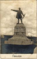 Orosháza, Kossuth Lajos szobor. photo (fl)