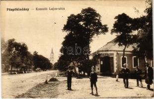 1922 Püspökladány, Kossuth Lajos utca, Kohn Dávid üzlete, templom. Vasúti levelezőlapárusítás 5961. (fl)