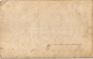 Első világháborús magyar katonák légvédelmi gépfegyverrel / WWI Hungarian soldiers with air defense ...