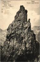 Tátra, Magas-Tátra, Vysoké Tatry; Erzsiketorony / Elisenturm i. Grate d. Osaterva / Turnia w grani Osterwy. Franz Pietschmann 1912. No. 2615.