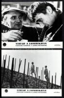 cca 1967 ,,Vihar a lombikban című csehszlovák filmszatíra jelenetei és szereplői, 27 db vintage produkciós filmfotó ezüst zselatinos fotópapíron, a használatból eredő (esetleges) kisebb hibákkal, 18x24 cm