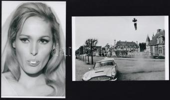 James Bond filmek főszereplői kezdetben Sean Connery és Ursula Andress, 4 db modern nagyítás a néhai...