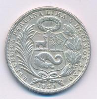 Peru 1924. 1S Ag kis betűk (24,71g) T:XF patina
Peru 1924. 1 Sol Ag small letters (24,71g) C:XF pat...