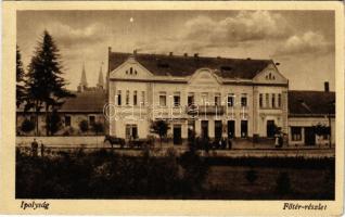 1944 Ipolyság, Sahy; Fő tér. Pivarcs Anna kiadása / main square (Rb)