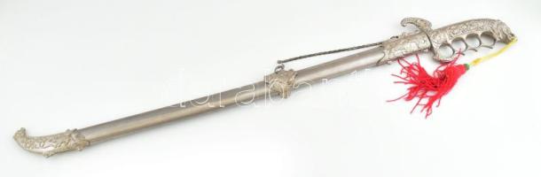 Fantázia kard, fém hüvellyel, díszes markolattal. . 95 cm
