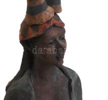 Olvashatatlan jelzéssel: Szarvas asszony, kerámia, szarvai lejárnak. Polc szélére ültethető. m: 47 c...