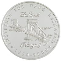 2000. "Gyógyszerkutató Intézet Budapest 1950-2000" kétoldalas fém emlékérem (42,5mm) T:PP
