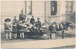 1911 Beszterce, Bistritz, Bistrita; Zur Erinnerung an das Volksfest in Bistritz Pfingstag 1911 / Az 1911-es pünkösdi népünnepély emlékére / Pentecost folk festival, Transylvanian folklore. photo (EK)