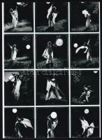 cca 1938 Játék a Holddal, 1 db modern nagyítás egy régi fotóalbum egy lapjáról, 21x15 cm