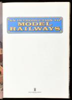 An Introduction to Model Railways. London, 1977., New English Library. Angol nyelven. Gazdag képanya...