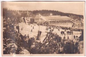 1952 Wintersportplatz Oberhof Thür, Wintersportmeisterschaften 1951, Eisstadion an der Wandelhalle / winter sport (gyűrődés / crease)
