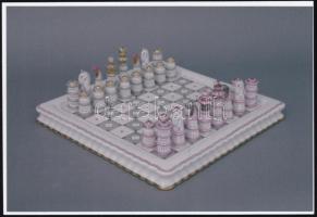1985 Herendi porcelán sakk-készlet, fotó, 9,5×13,5 cm