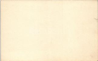 Erotikus hölgy / Erotic vintage lady. B.M.V. 27. (non PC)