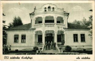 1943 Királyhágó, Bucsa, Bucea; OTI üdülőtelep, üdülőház. A dolgozó ember legnagyobb kincse az egészség! / holiday resort, villa (EK)