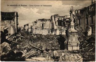 Messina, dopo il terremoto del 28 dicembre 1908. La catastrofe di Messina. Corso Cavour ed Immacolata / ruins of the street and statue after the earthquake (EK)