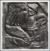 1942 Borsos Miklós (1906-1990) szobrászművész autográf dedikációja és aláírása, Folly Róbert (1889-1...