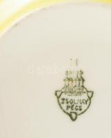 6 db Zsolnay sárga porcelán bögre és alátét, kézzel festett, jelzett, hajszálrepedéssel