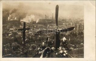 Resicabánya, Resicza, Recita, Resita; vasgyár, katonai hősök temetője / iron factory, WWI military heroes cemetery. photo (EK)