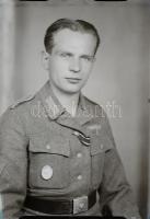 cca 1940 II. világháborús német katona portrék, 2 db üvegnegatív, 9×6,5 cm