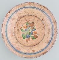 Pásztói tál, mázas kerámia, festett virágokkal, felületi sérülésekkel, 19. sz., d: 28 cm