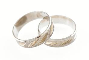 Ezüst(Ag) aranyozott, mintás jegygyűrű, jelzett, méret: 50 és 52, nettó: 3,4 g