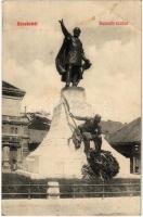 1911 Kecskemét, Kossuth szobor, üzletek. Szél Nándor kiadása (EB)