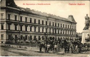 1909 Makó, Állami főgimnázium, Kossuth szobor, fiú kerékpárral. Vészi Dezső kiadása (EK)