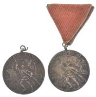 1959. Tanácsköztársasági Emlékérem ezüstözött bronz kitüntetés (2x), mellszalag nélkül és mellszalaggal T:VF kopott ezüstözés NMK 702.