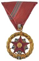 1957. Kiváló Szolgálatért Érdemérem aranyozott, ezüstözött, zománcozott kitüntetés mellszalagon T:XF  Hungary 1957. Distinguished Service Medal gilt, silver plated, enamelled decoration with ribbon C:XF NMK 614.