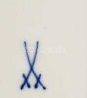 Meissen MALÉV emblémás porcelán készlet, jelzett, vegyes méretben, kis kopásokkal. Feltehetően a kor...