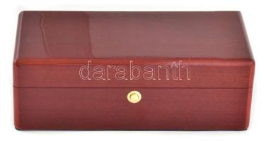 Mahagóni fa óradoboz, szép állapotban, 26x13x9 cm