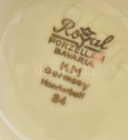 Royal Bavaria virágmintás váza, jelzett, hibátlan, m: 23,5 cm