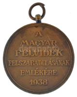 1938. "Felvidéki Emlékérem" ezüstözött bronz kitüntetés mellszalag nélkül T:XF karc ph, le...