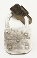 Retro német fém zár, számzáras, kódjával, kis kopással, m: 6.5 cm