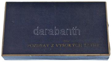 Csehszlovákia ~1970-1980. 12db klf tártai turistajelvény, közte zománcozott is, gyűjtői tokban C:UNC...