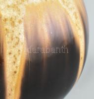 Halmos Ferenc kristálymázas kerámia váza, jelzés nélkül, hibátlan, m: 12,5 cm