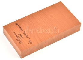 Kis bolha tétel: dísz kés, bugylibicska, utazó hamutartó és női karóra (nem kipróbált), fa dobozkába...