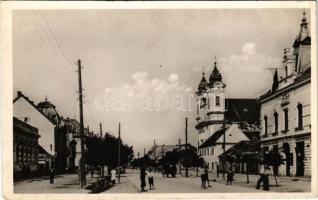 Galánta, Fő utca, templom, bank / main street, church, bank (EK)