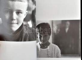 Molnár Edit: Gyepsori emberek. The People of Gyepsor. Bp.,2014,Magyar Művészeti Akadémia, 61+3 p. Ga...