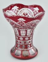 Bordó kristály váza, lepattanással, m: 19,5 cm