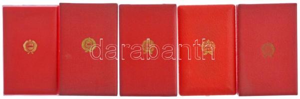 1983. "Honvédelmi Érdemérem" 10, 15, 20 és 25 év után (5x, ebből 4xklf) aranyozott bronz k...