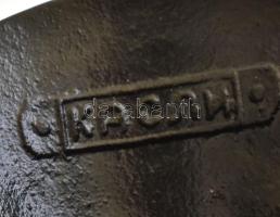 Dekoratív, szovjet szobor, Don Quiote. Öntöttvas. Jelzett: Kasli (Oroszország, XX. sz. első fele). m...