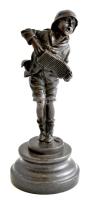 Demétre Haralamb Chiparus (utánöntés) román Art Deco szobrász: Harmonikás gyerek. Bronz, kőtalpon, Jelzett, m: 24 cm